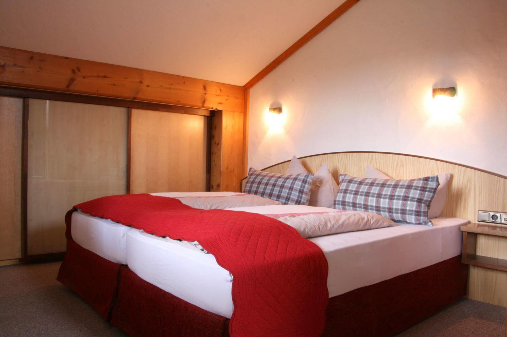Landhotel Huberhof Schwangau Exteriör bild